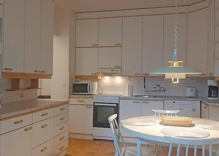 Puijo & Autotalli * Κουόπιο